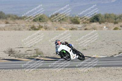 media/Dec-07-2025-CVMA (Sun) [[3e7d2de5dc]]/Race 9-Formula UL Shootout/